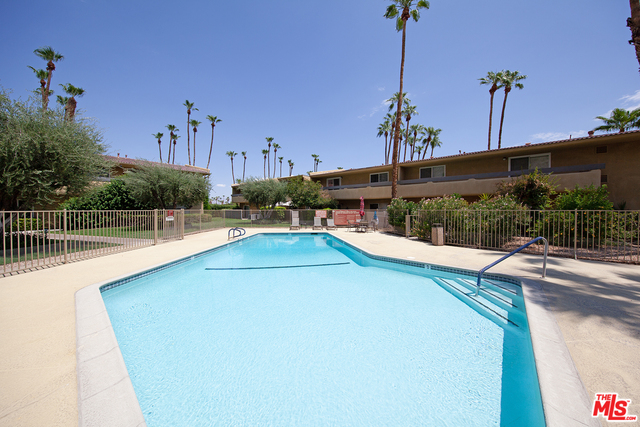 Image 13 for 1900 Palm Canyon Dr #24