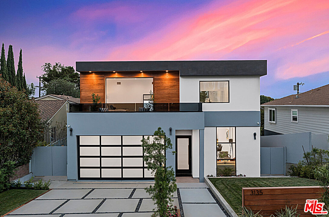 Photo of 3135 Greenfield Ave, Los Angeles, CA 90034