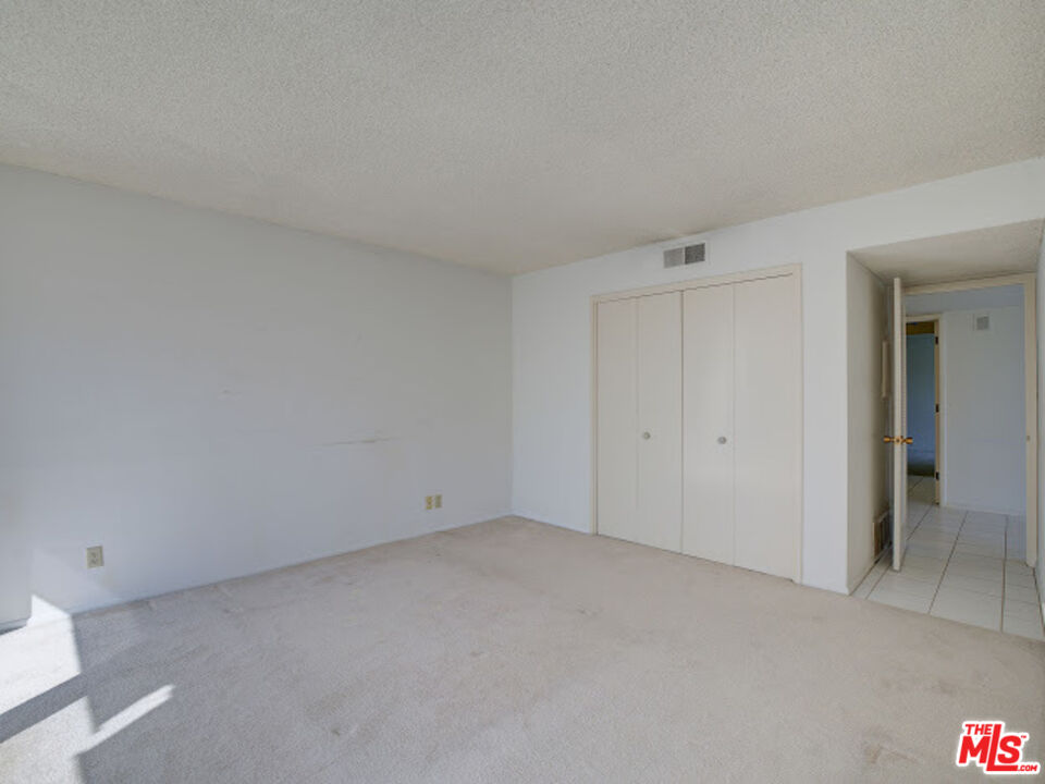 Image 17 for 73212 Shadow Mountain Dr