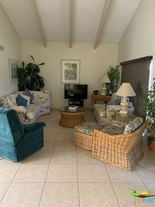 Image 8 for 1833 Araby DR #9
