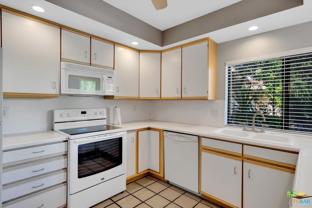 Image 30 for 211 S Louella Rd
