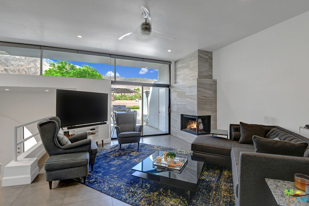 Image 3 for 1530 N Kaweah Rd