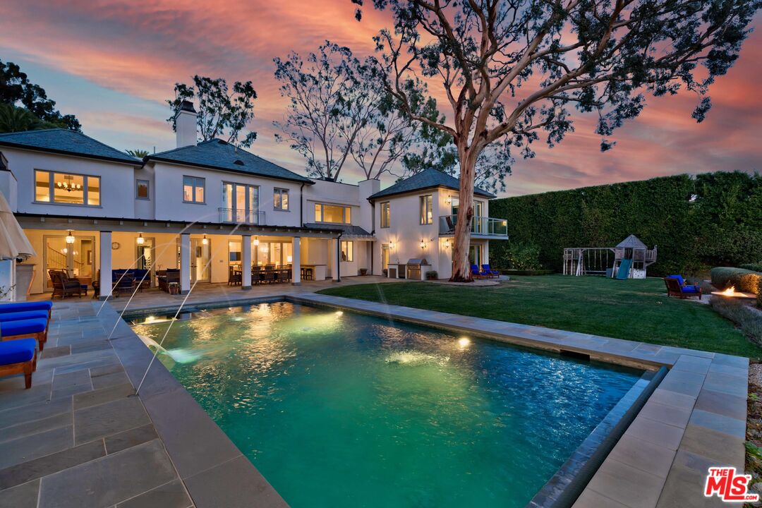 Photo of 1711 Alta Mura Rd, PACIFIC PALISADES, CA 90272