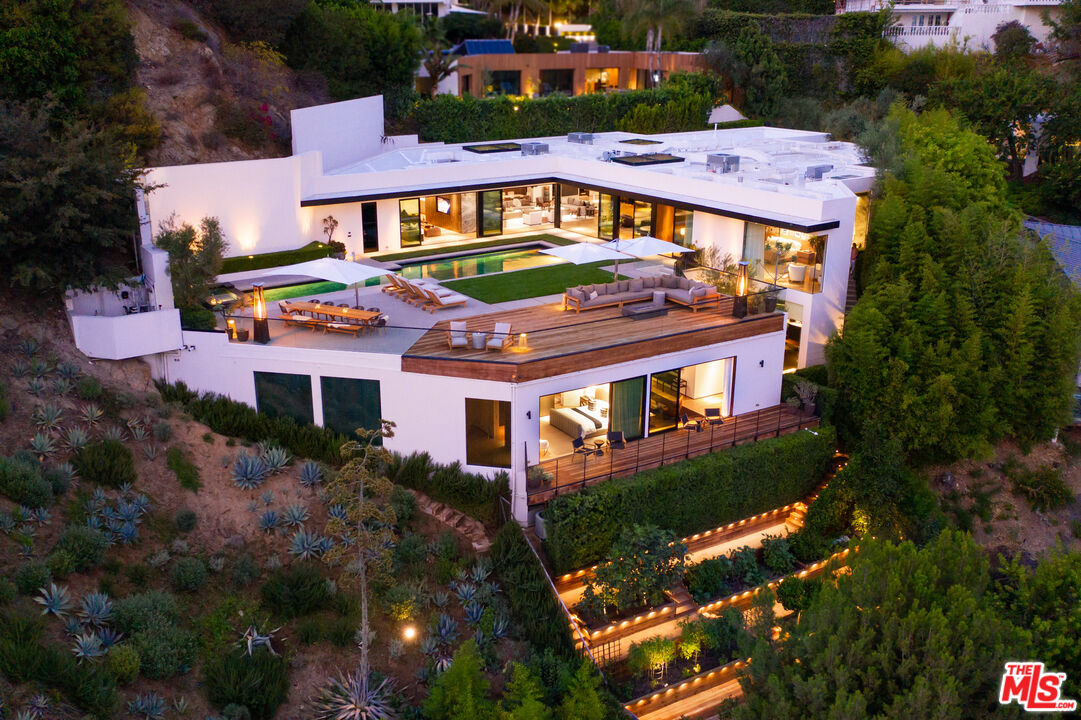 Photo of 1877 Rising Glen Rd, Los Angeles, CA 90069