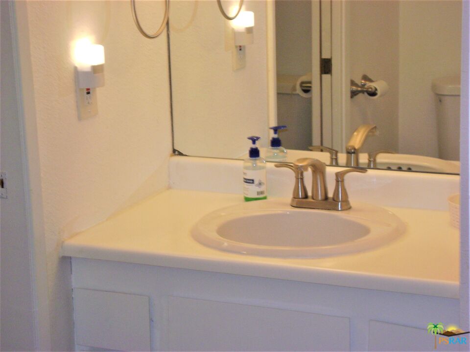 Image 29 for 5300 Waverly Dr #G3
