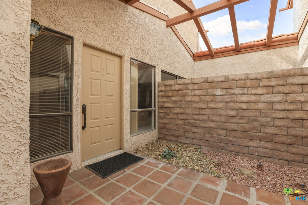 Image 4 for 355 S Calle Jasmin
