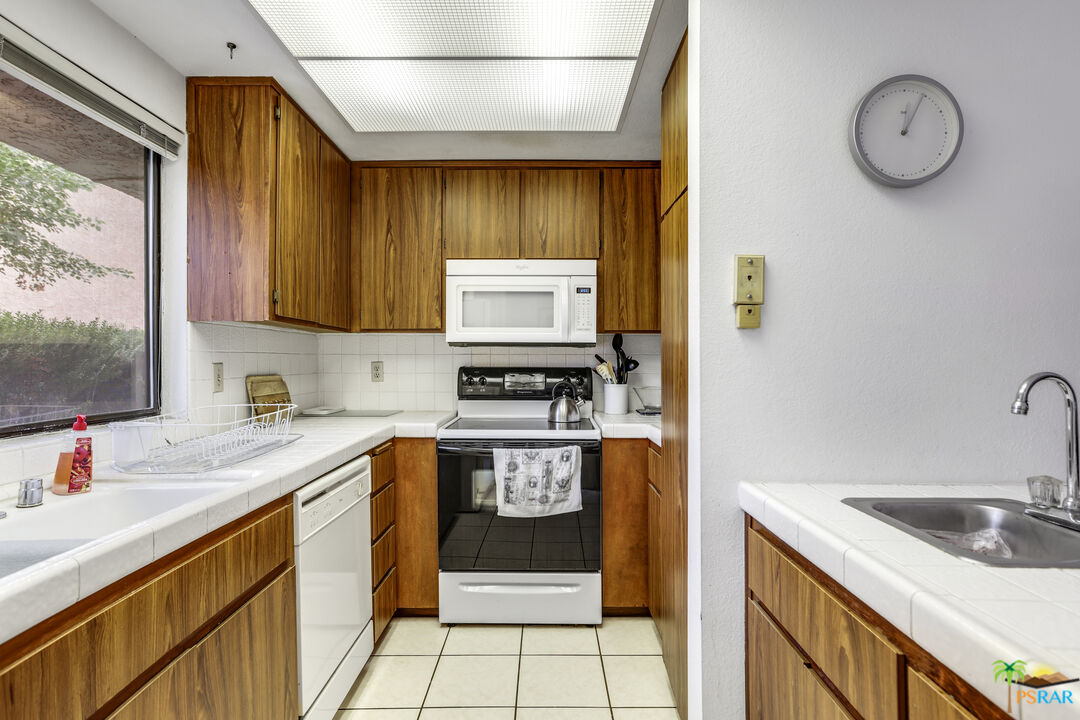 Image 12 for 355 S Calle Jasmin