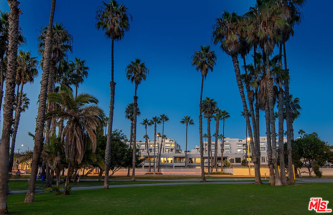 Photo of 110 Ocean Park Blvd #505, Santa Monica, CA 90405