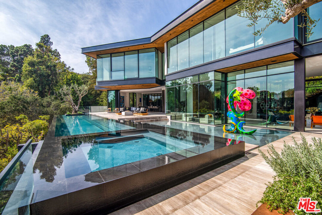 Photo of 675 Perugia Way, Los Angeles, CA 90077