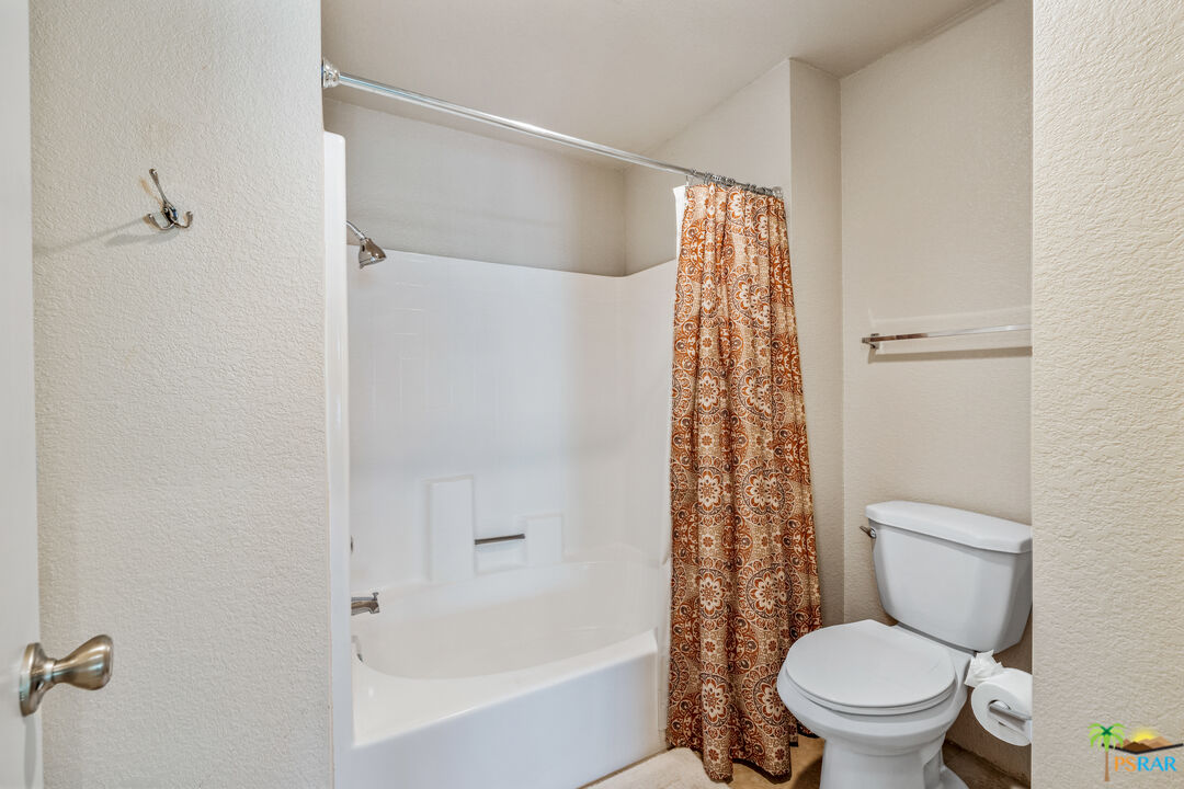 Image 26 for 2701 Mesquite Ave #R80