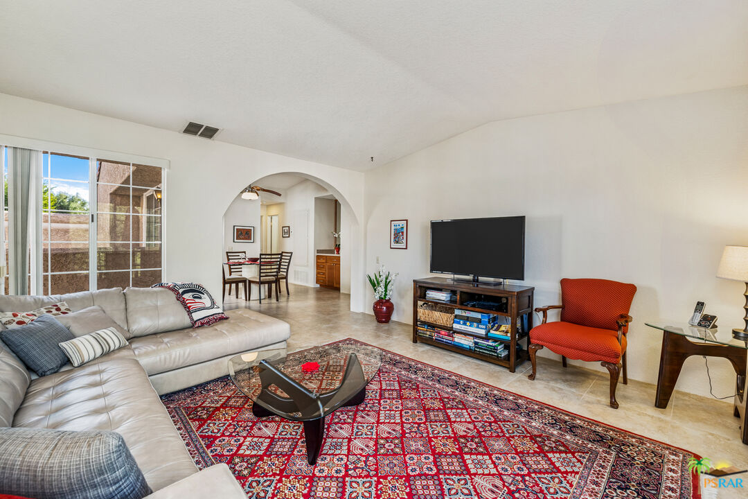 Image 6 for 2701 Mesquite Ave #R80
