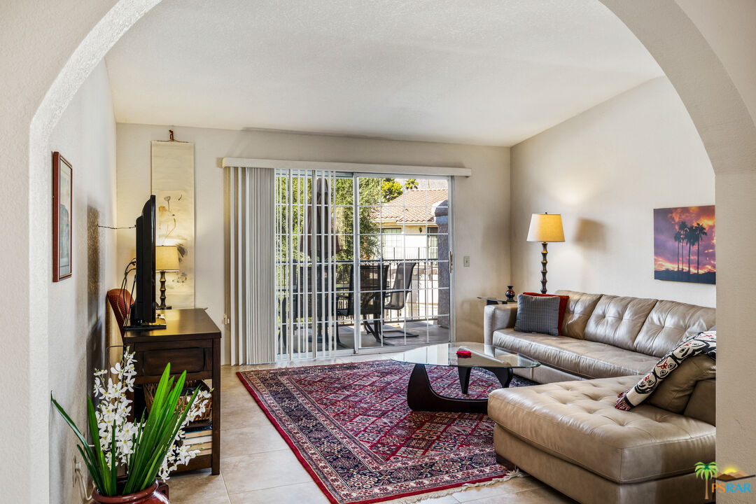 Image 5 for 2701 Mesquite Ave #R80