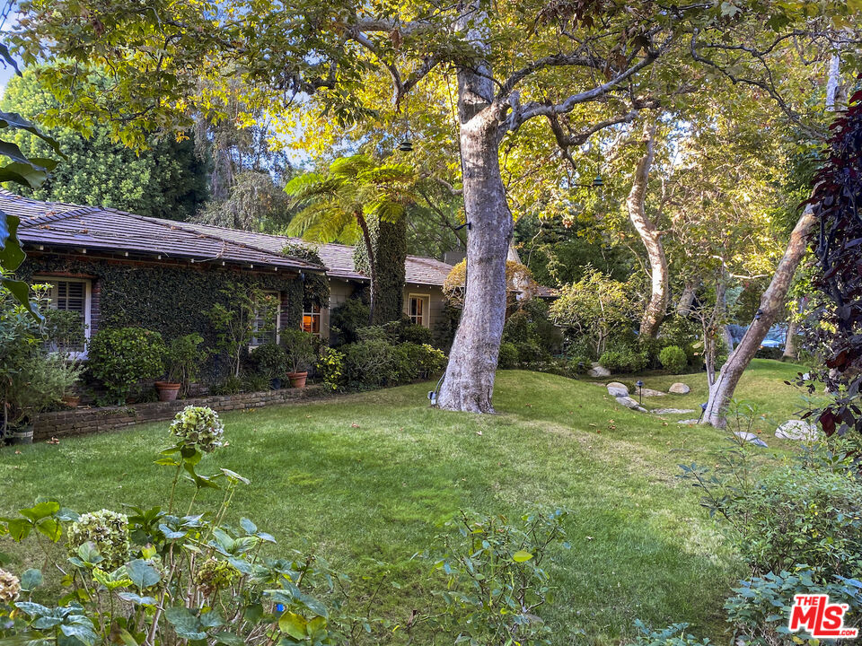 Photo of 2399 Mandeville Canyon RD, LOS ANGELES, CA 90049