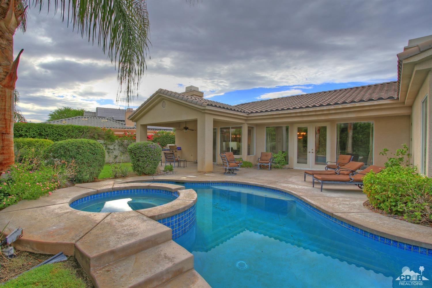 Image Number 1 for 26  Scarborough Way in Rancho Mirage