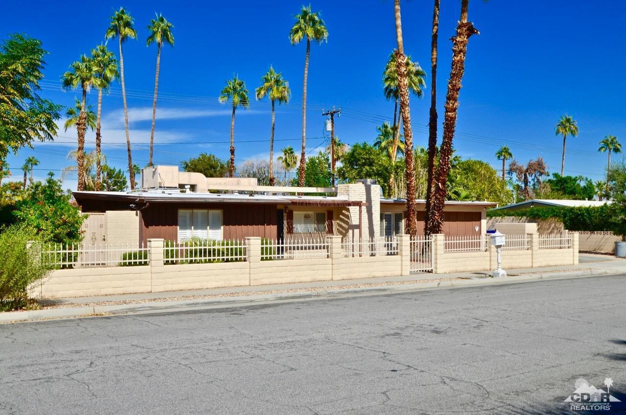 Image Number 1 for 1424 E San Lucas Road in Palm Springs