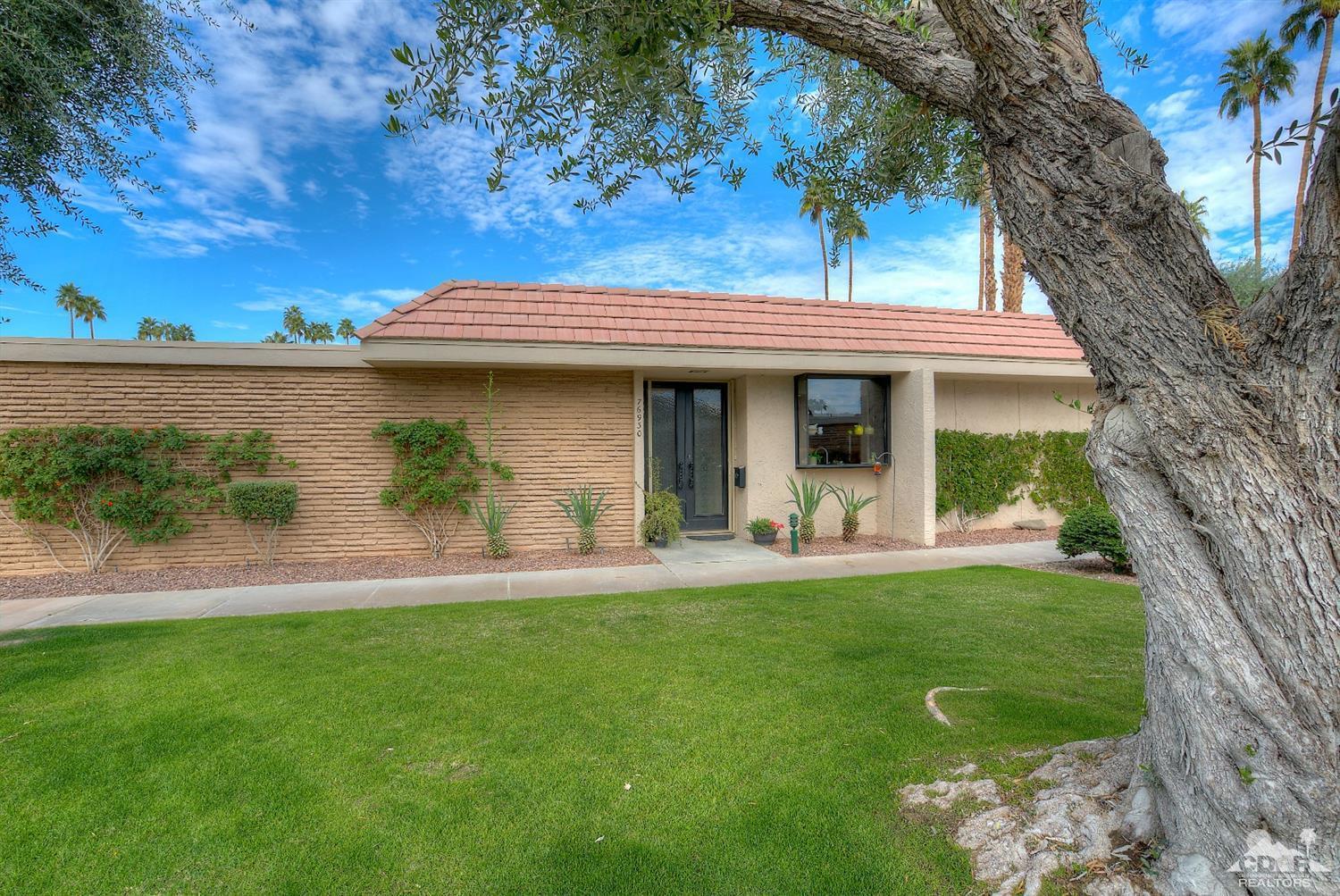 Image Number 1 for 76930  Lark Drive in Indian Wells