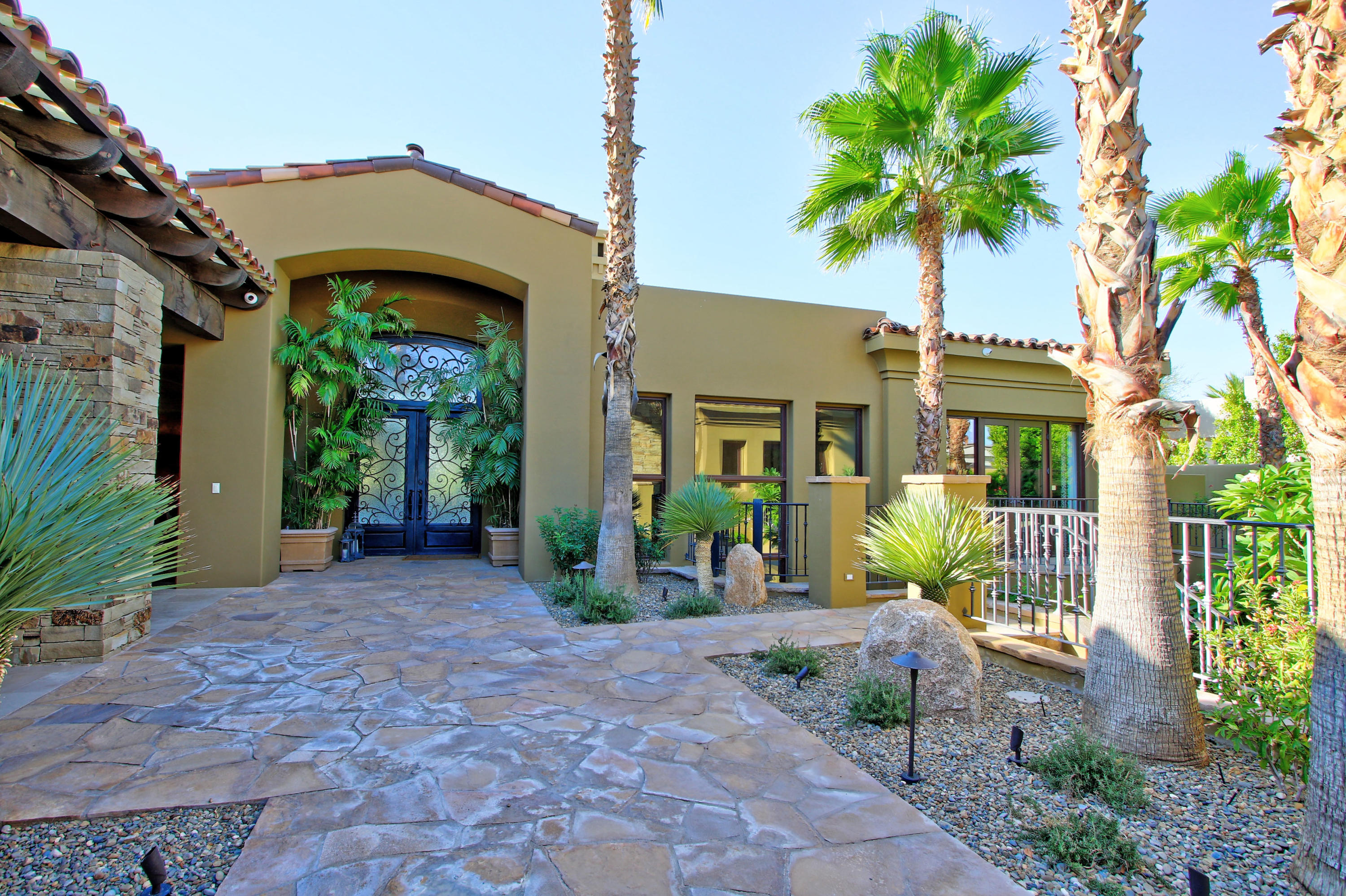 Image Number 1 for 83 Royal St Georges Way in Rancho Mirage