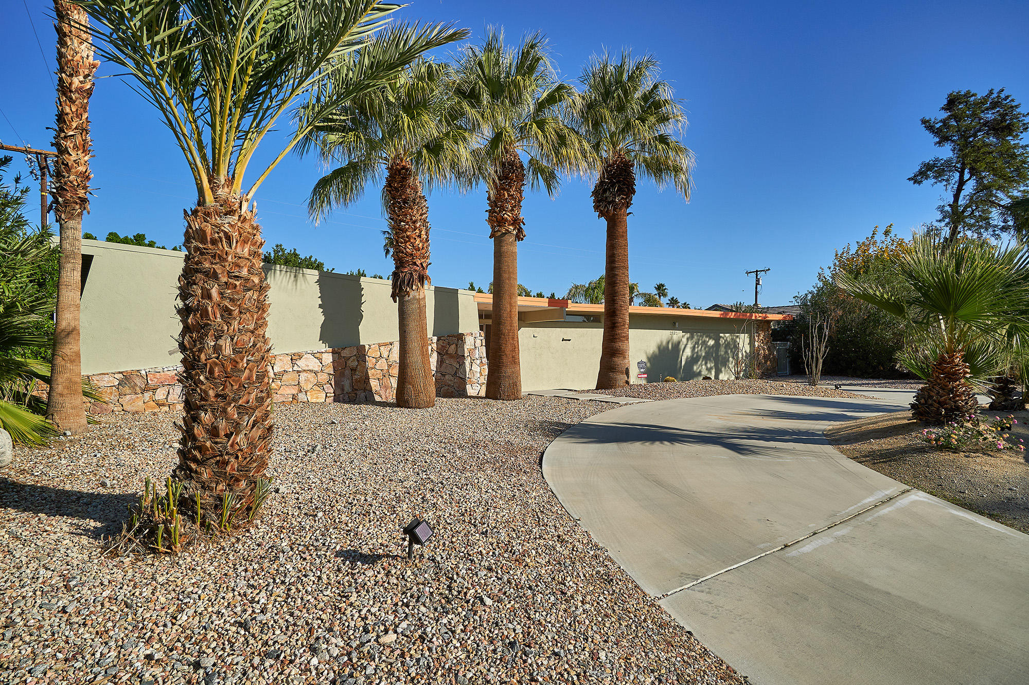 Image Number 1 for 2132 E Francis Drive in Palm Springs