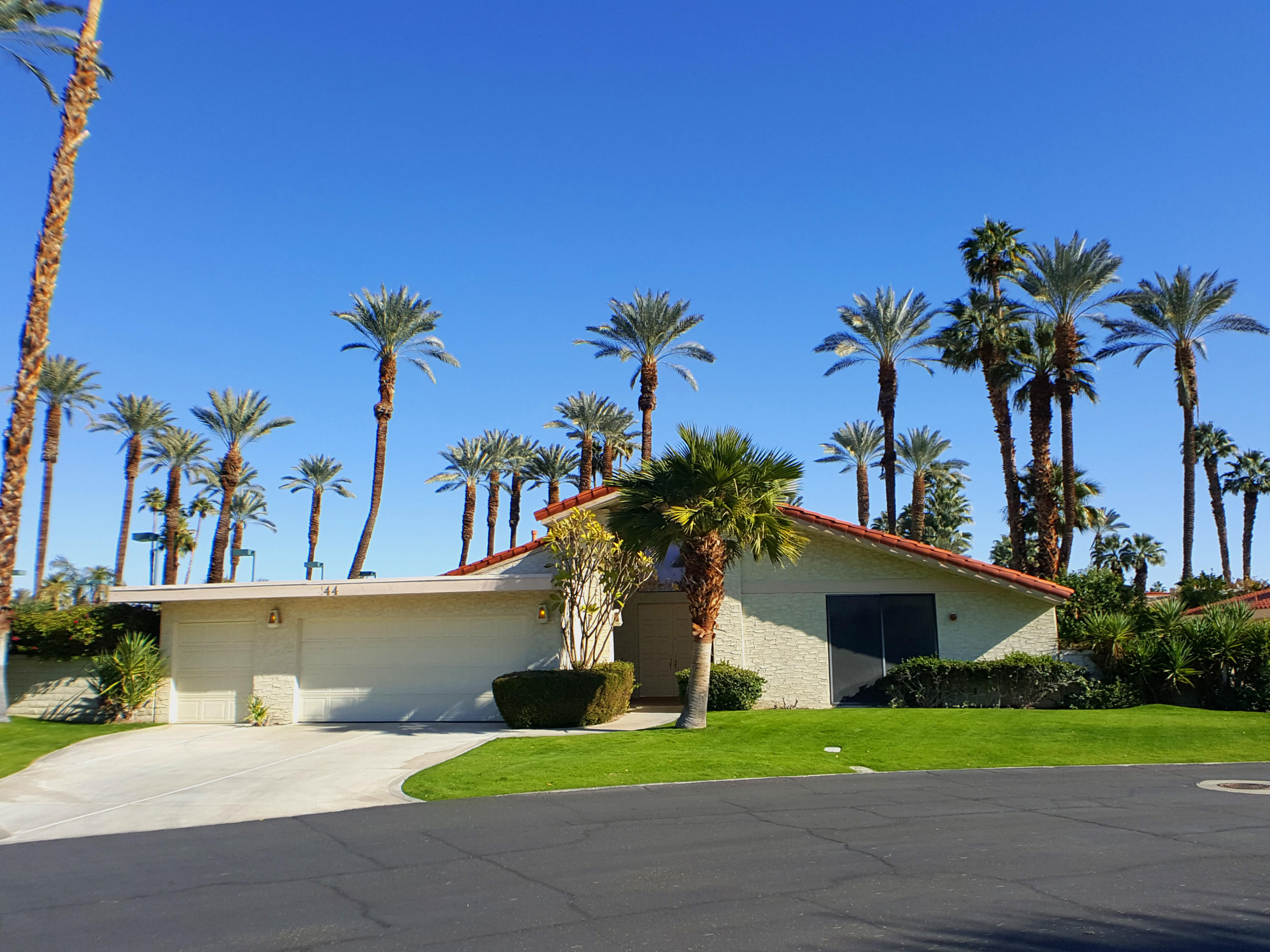 Image Number 1 for 44 Lincoln Place in Rancho Mirage