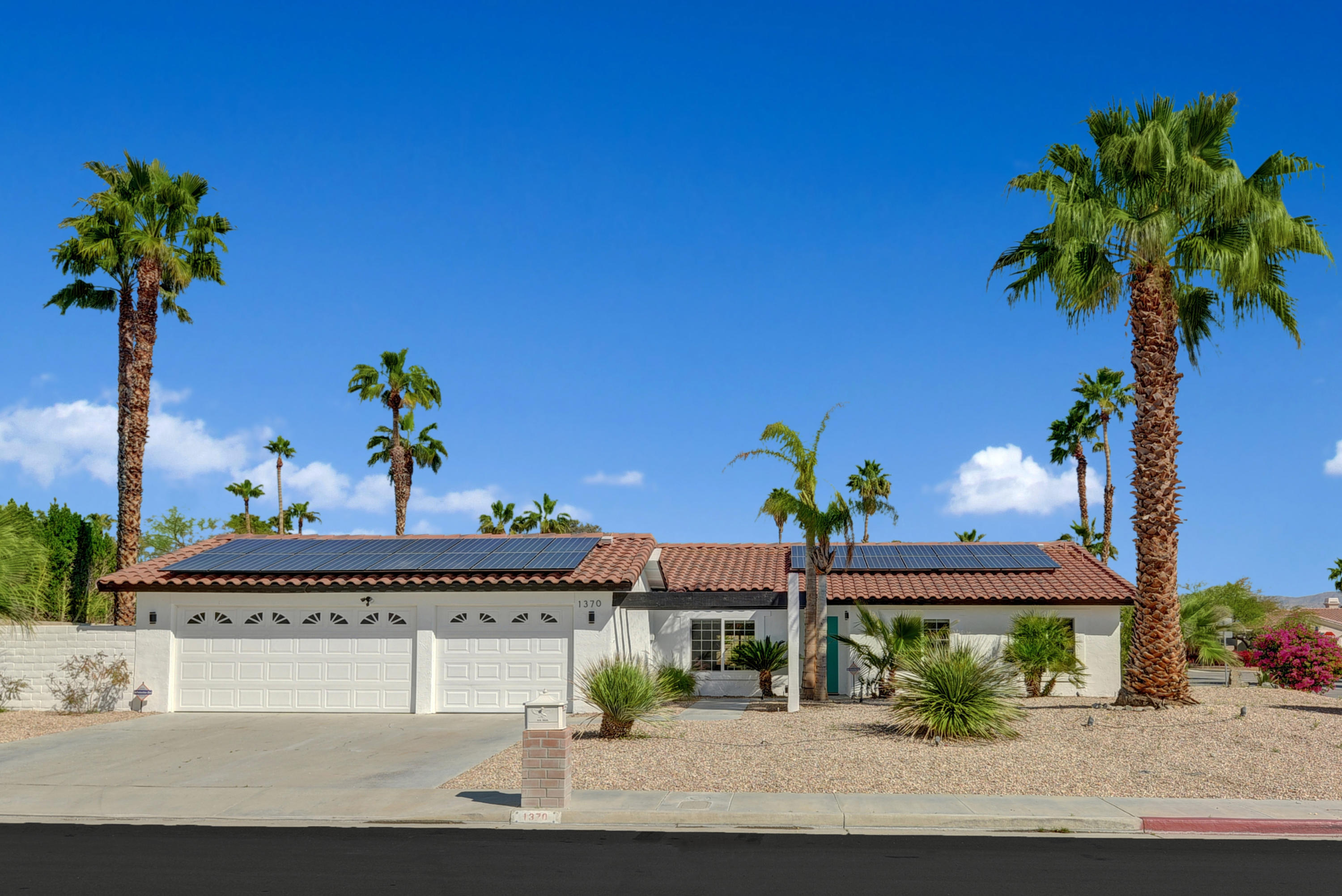 Image Number 1 for 1370 E Rosarito Way in Palm Springs