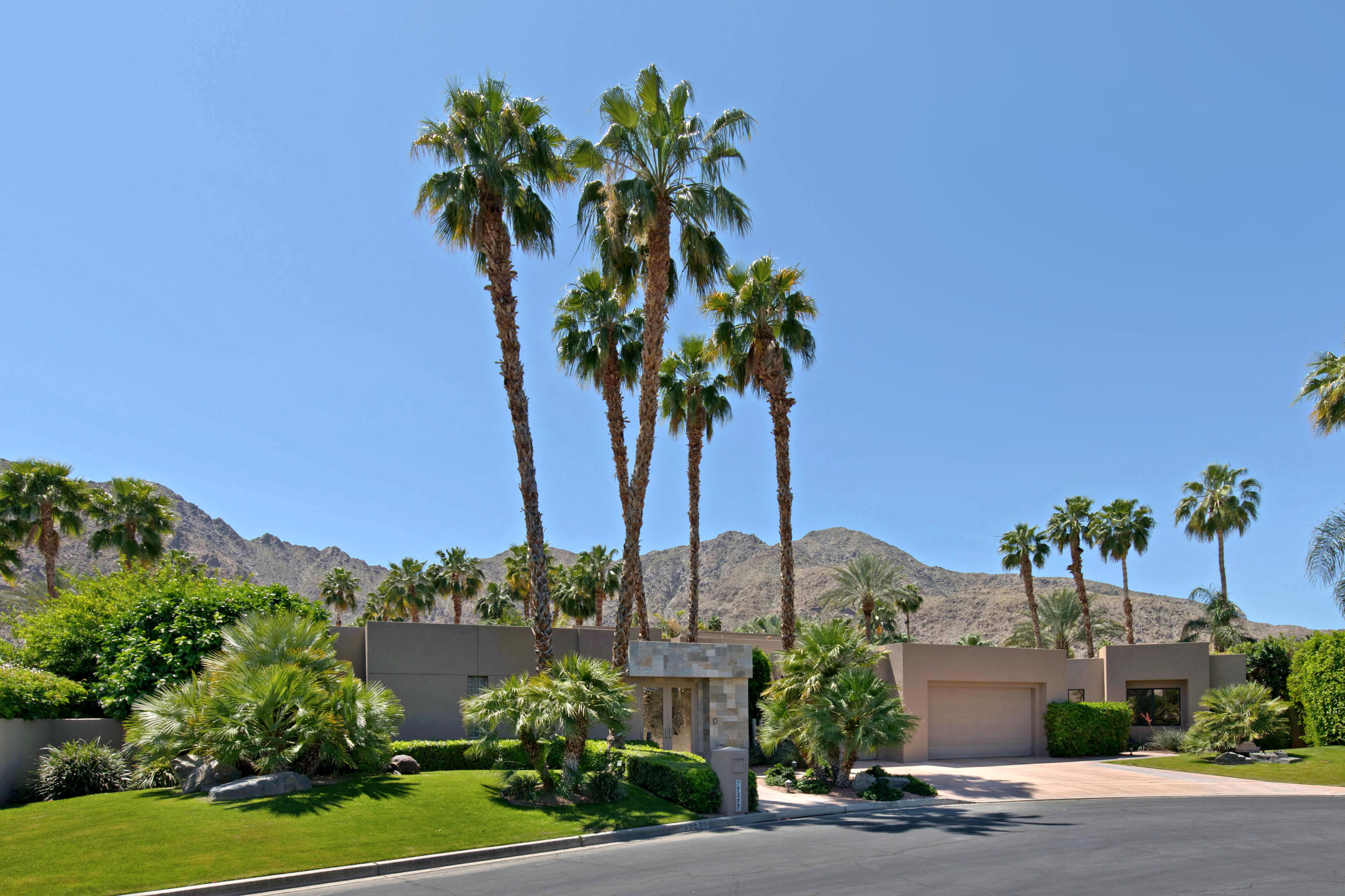 Image Number 1 for 77277 Chocolate Mountain Road in Indian Wells