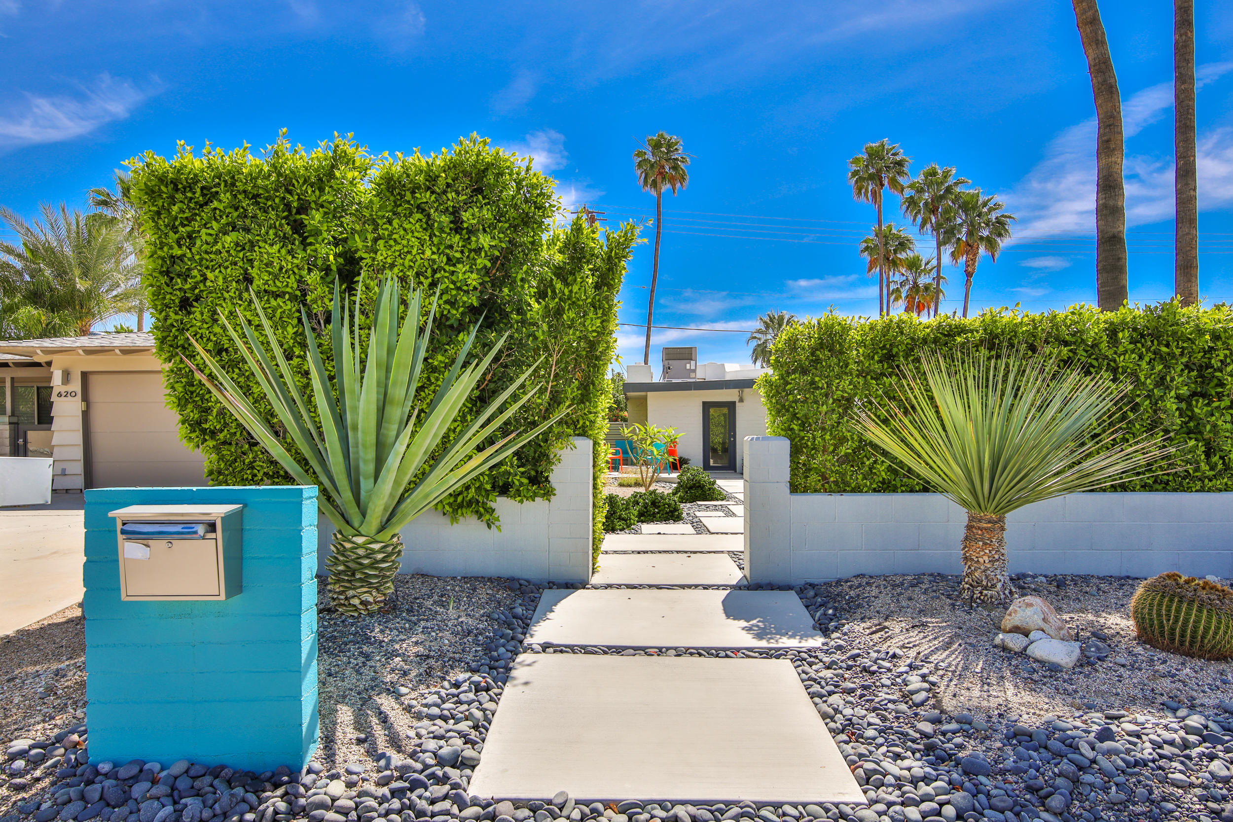Image Number 1 for 610 N Hermosa Drive in Palm Springs