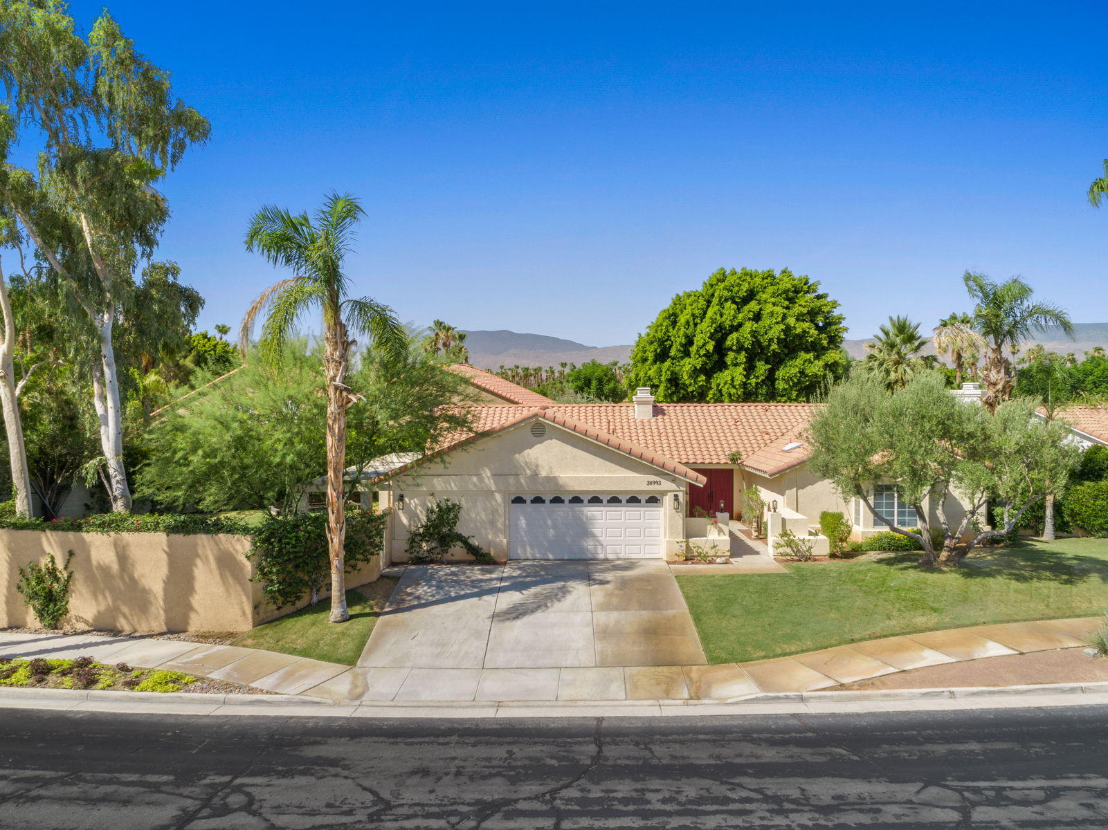 Image Number 1 for 38993 Palace Drive in Palm Desert