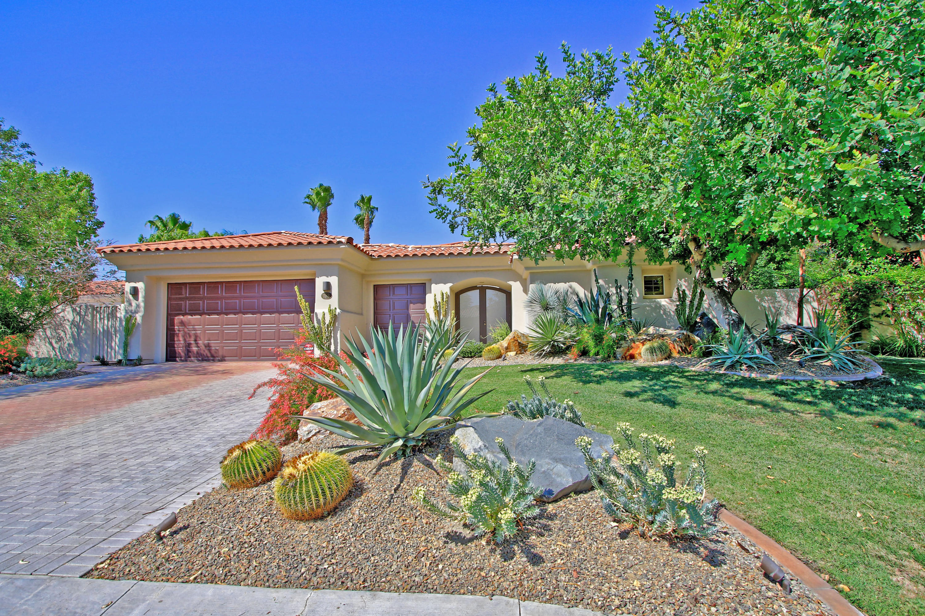 Image Number 1 for 198 Loch Lomond Road in Rancho Mirage