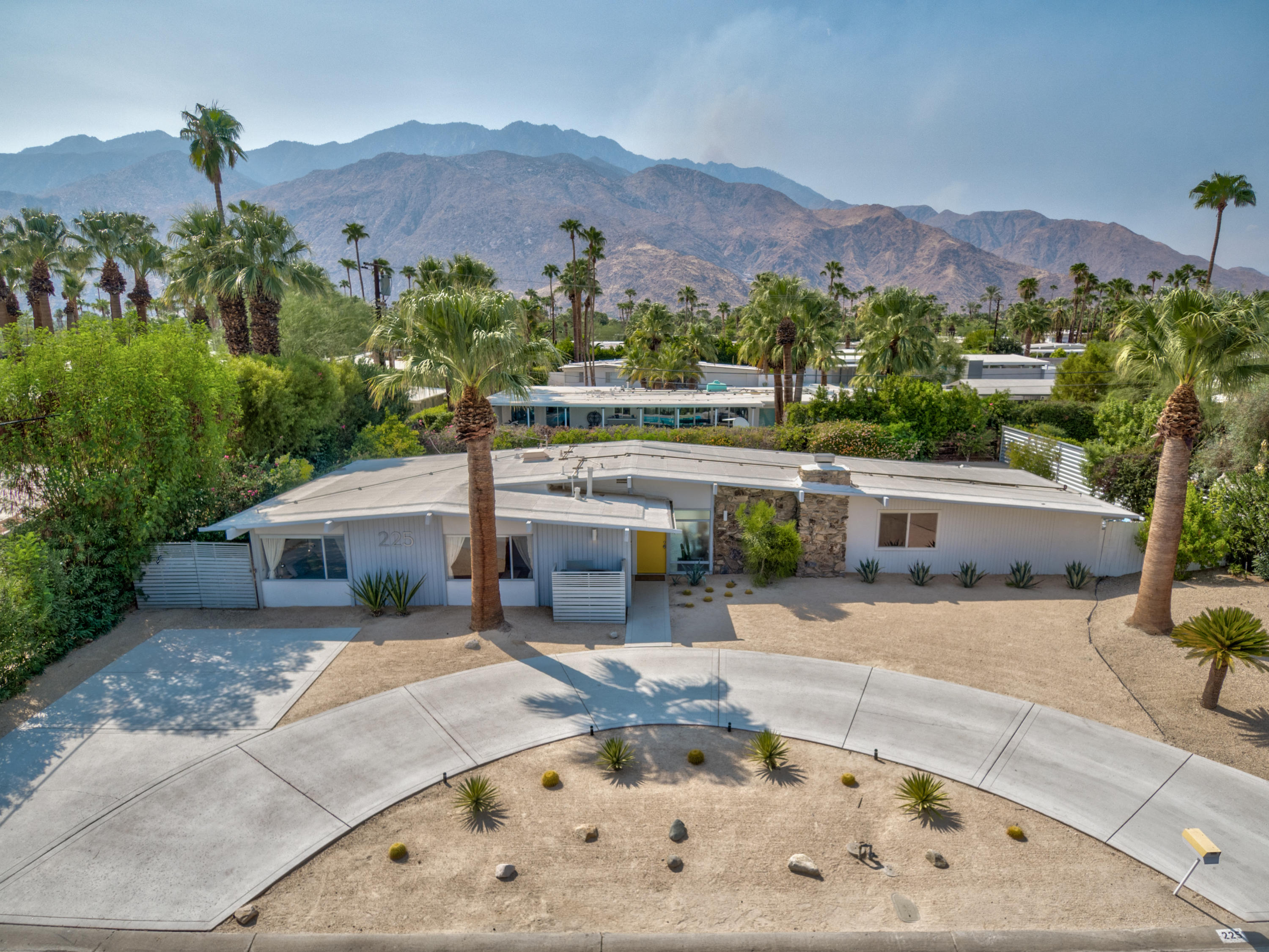 Image Number 1 for 225 N Orchid Tree Lane in Palm Springs