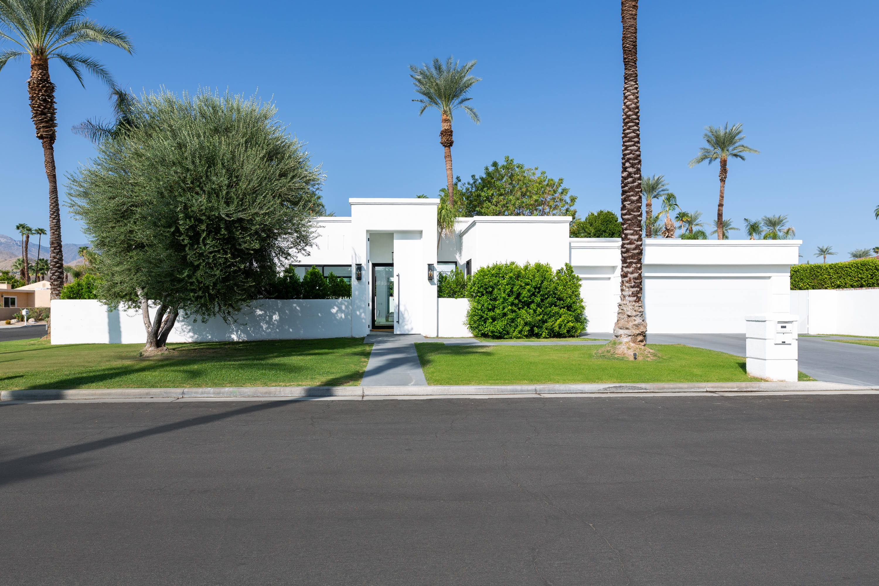 Image Number 1 for 70445 Mottle Circle in Rancho Mirage
