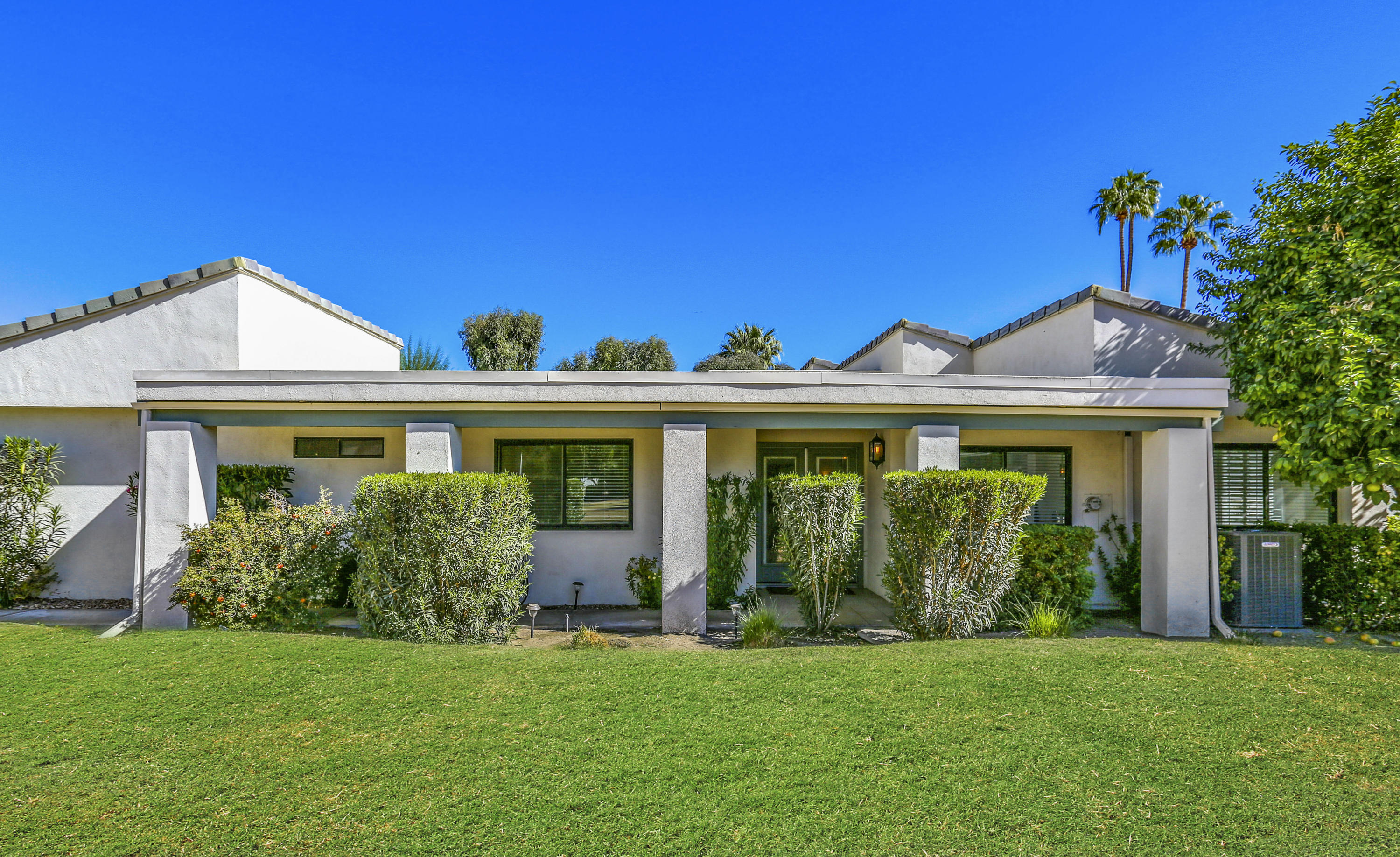 Image Number 1 for 1014 S Saint Thomas Circle in Palm Springs