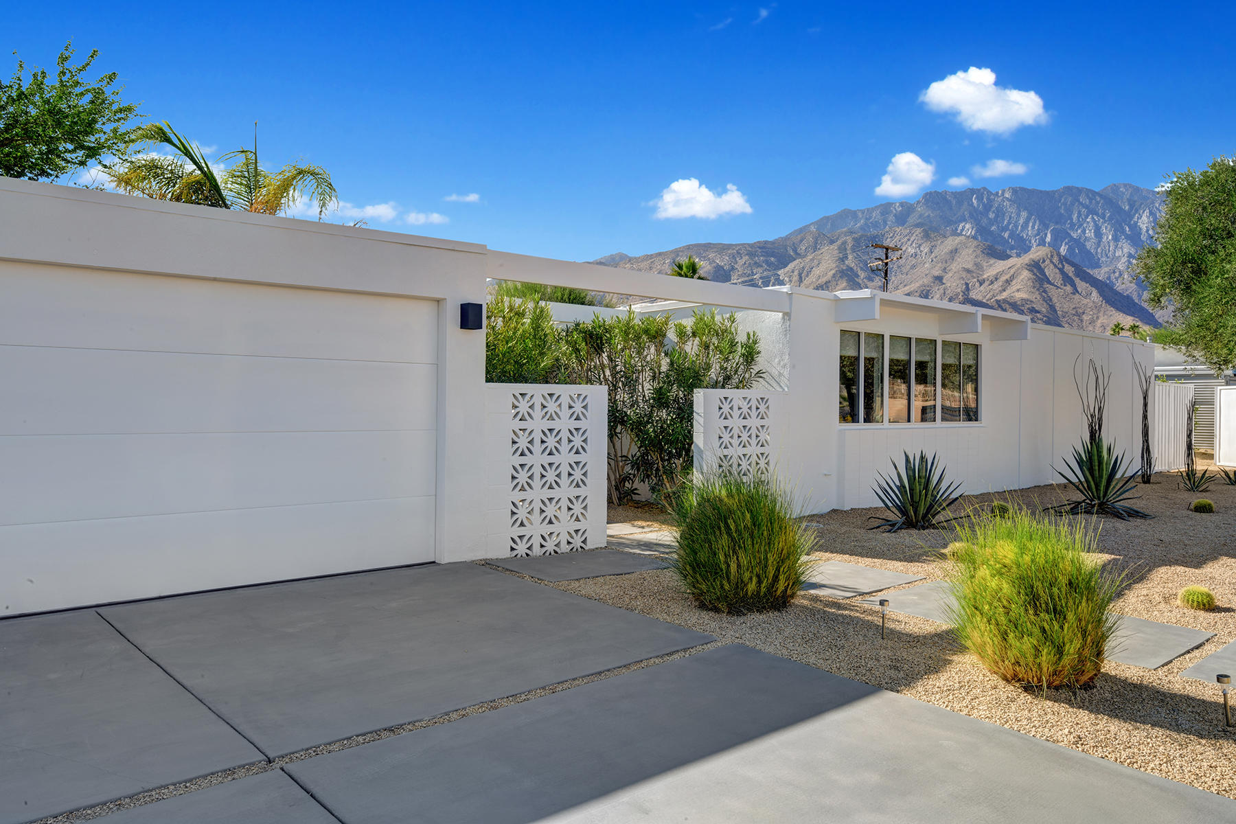 Image Number 1 for 1077 E Francis Drive in Palm Springs