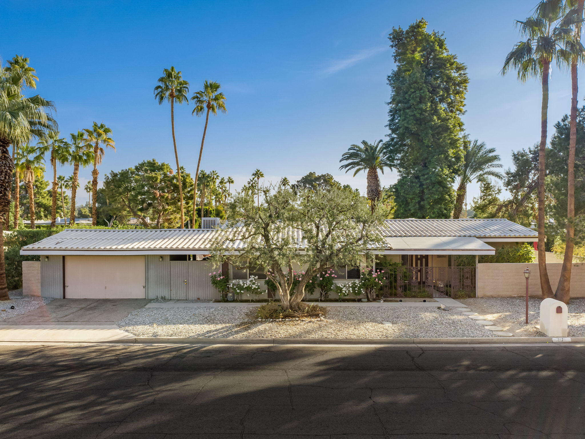 Image Number 1 for 2178 S Brentwood Drive in Palm Springs