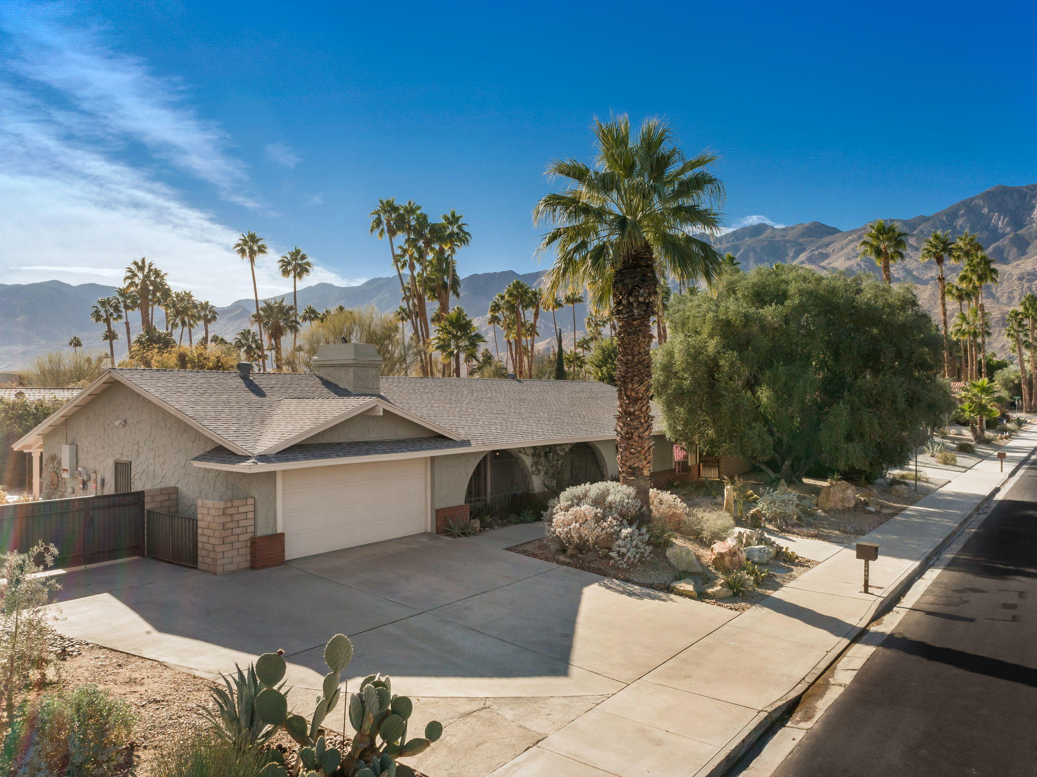 Image Number 1 for 2449 E Sonora Road in Palm Springs
