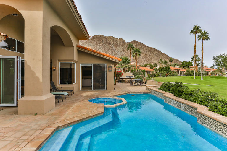 Image Number 1 for 54400 Riviera in La Quinta