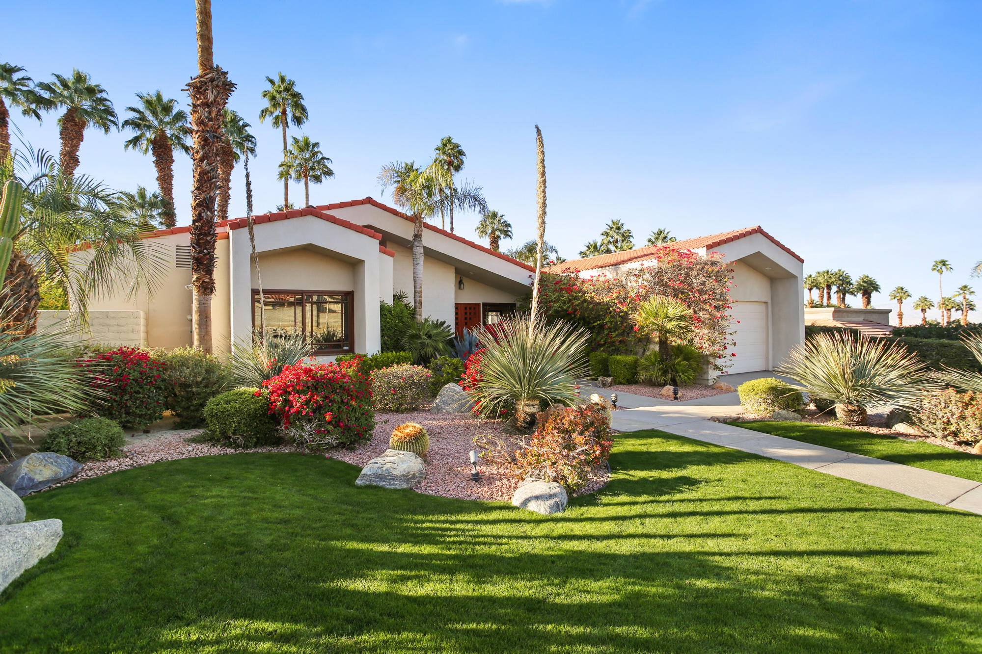 Image Number 1 for 48451 Crestview Drive Drive in Palm Desert