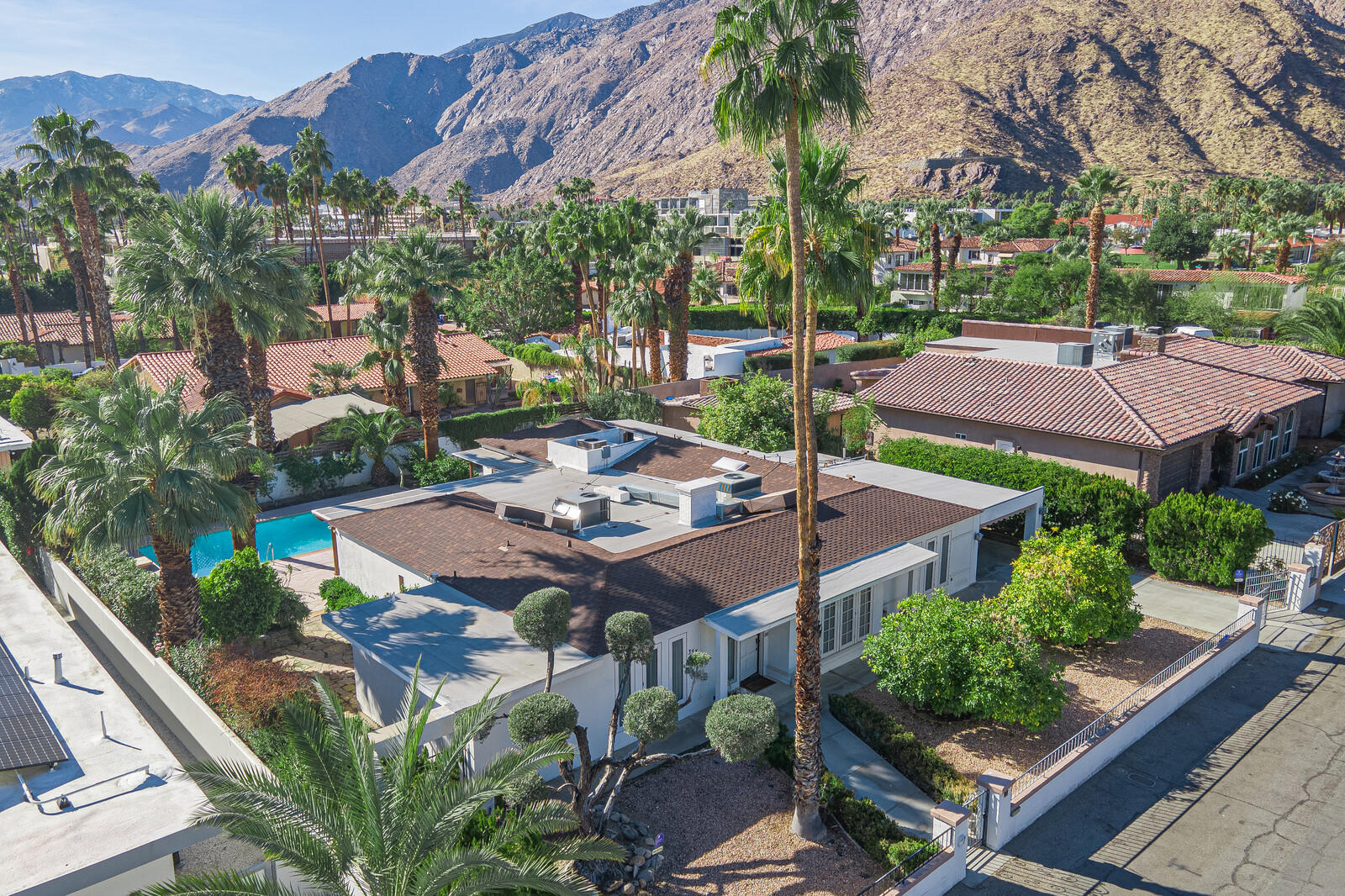 Image Number 1 for 355 E Valmonte Sur in Palm Springs