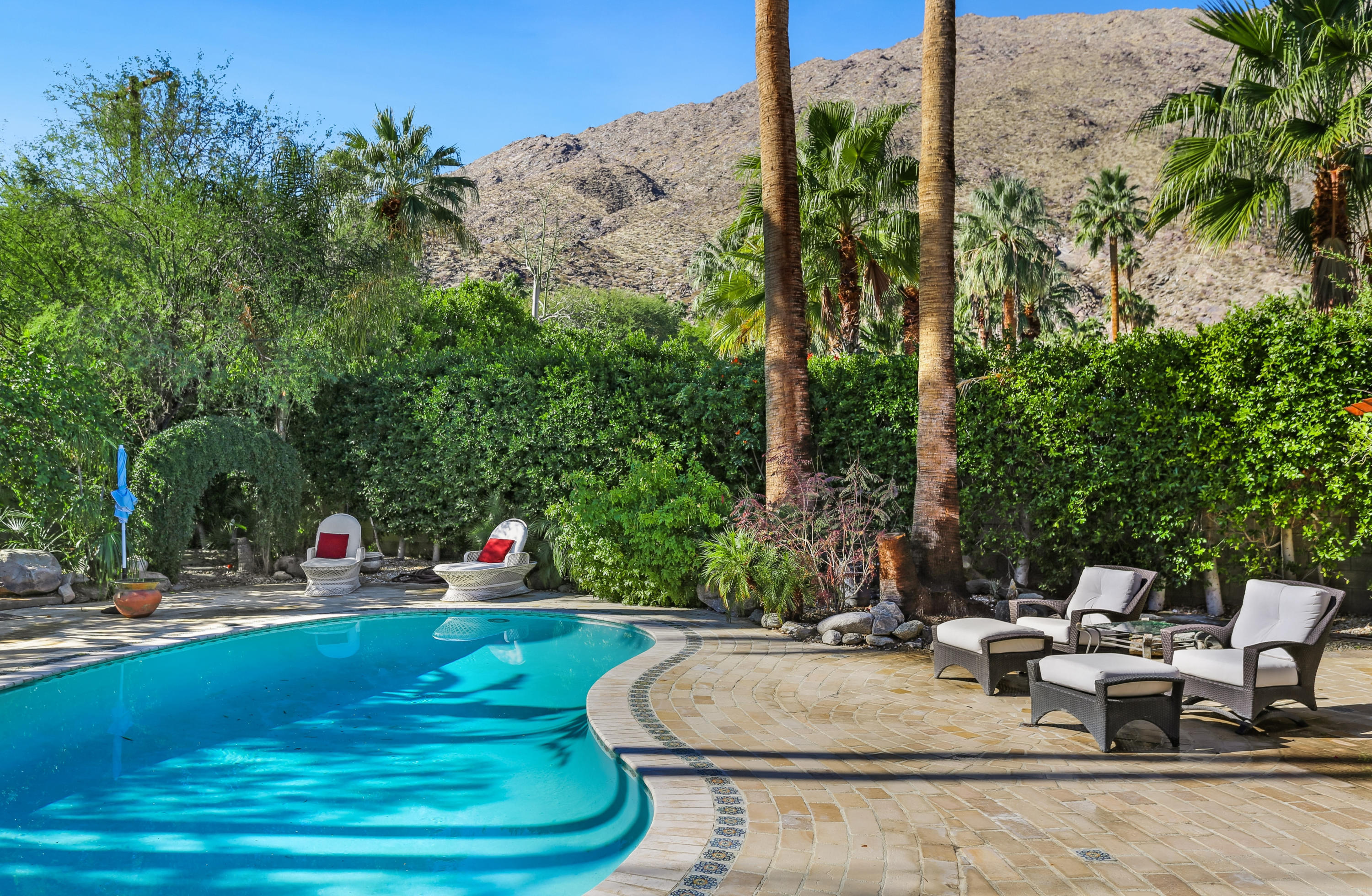 Image Number 1 for 267 W Overlook Road in Palm Springs