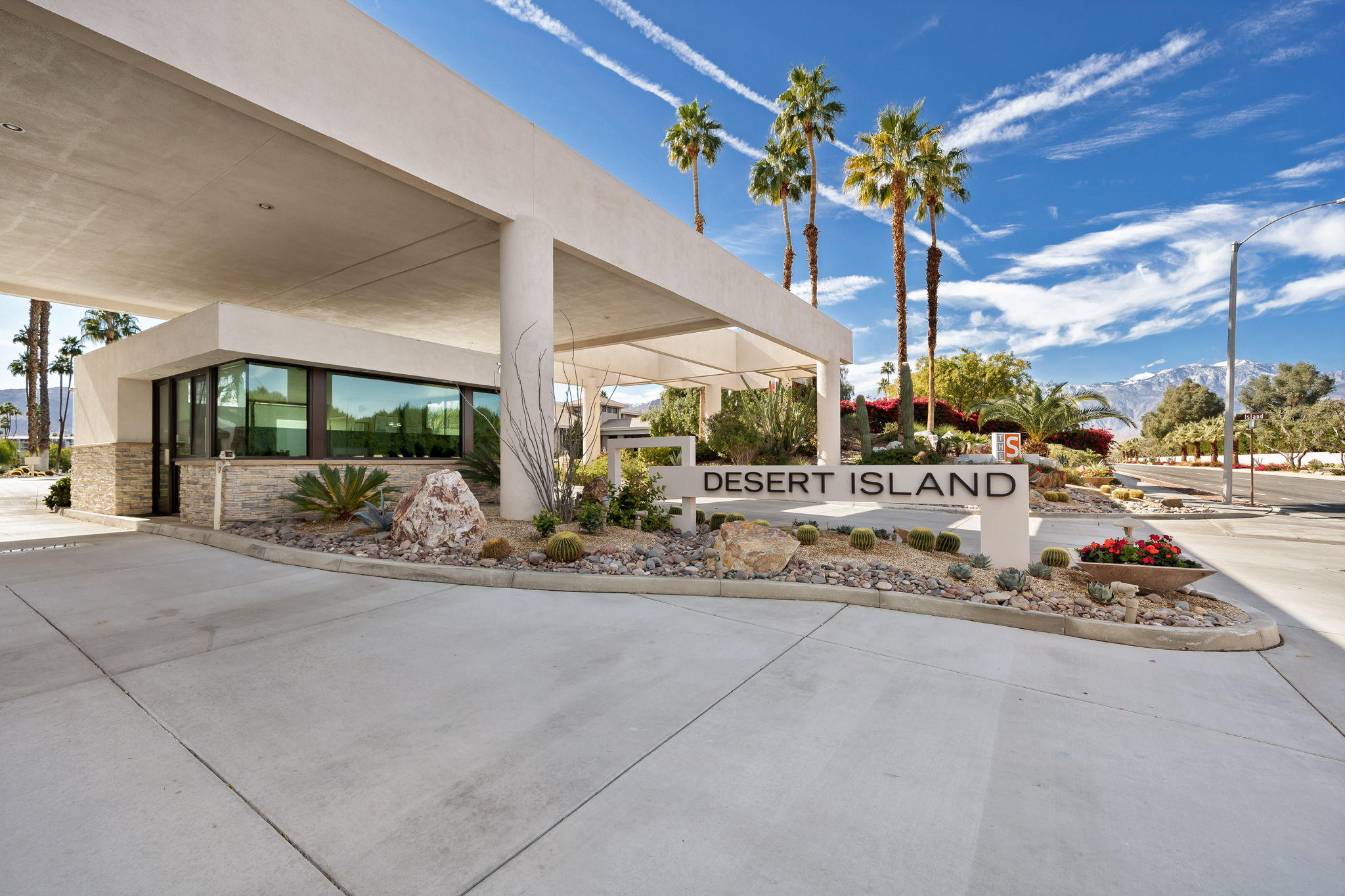 Image Number 1 for 900 Island DR #312 in Rancho Mirage