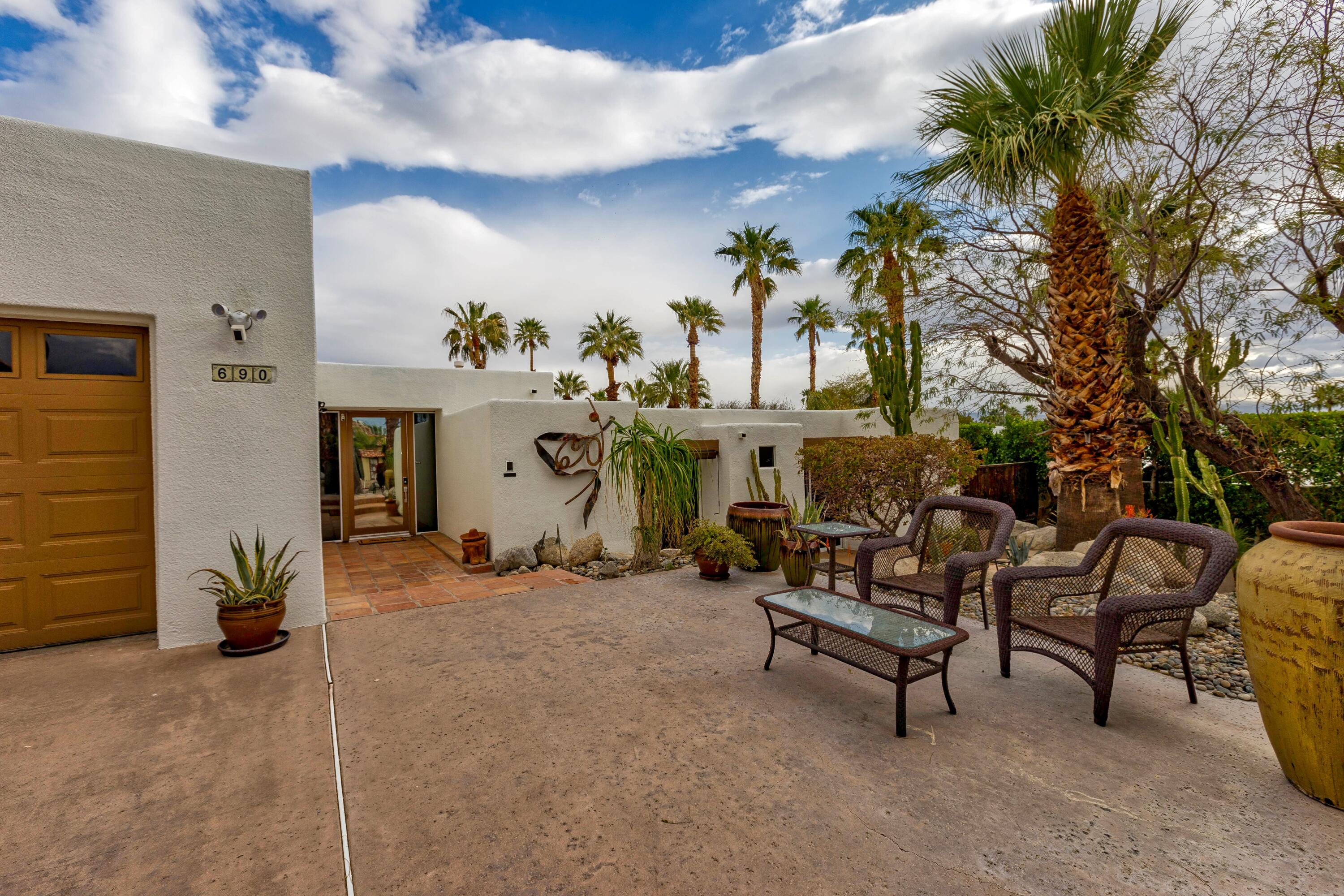 Image Number 1 for 690 W Racquet Club Road in Palm Springs