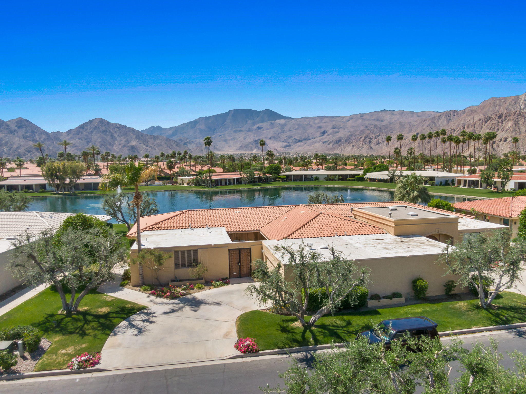 Image Number 1 for 77965 Lago Drive in La Quinta