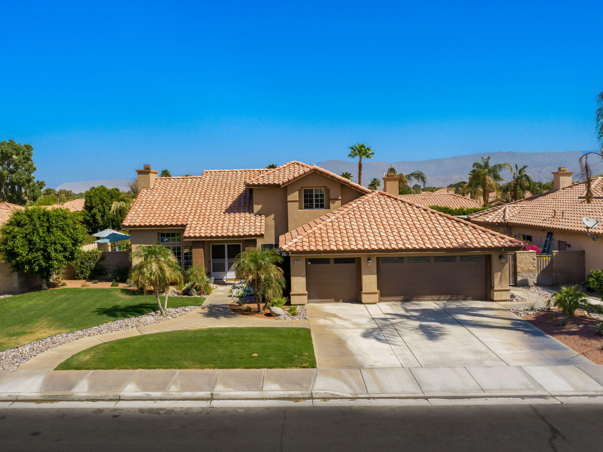 Image Number 1 for 78680 Naples Drive in La Quinta