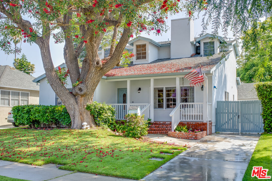 Photo of 2706 MALCOLM AVE, LOS ANGELES, CA 90064