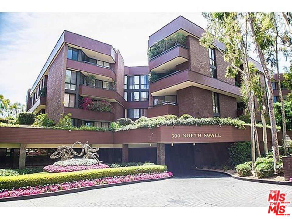 Photo of 300 N Swall Dr #255, Beverly Hills, CA 90211