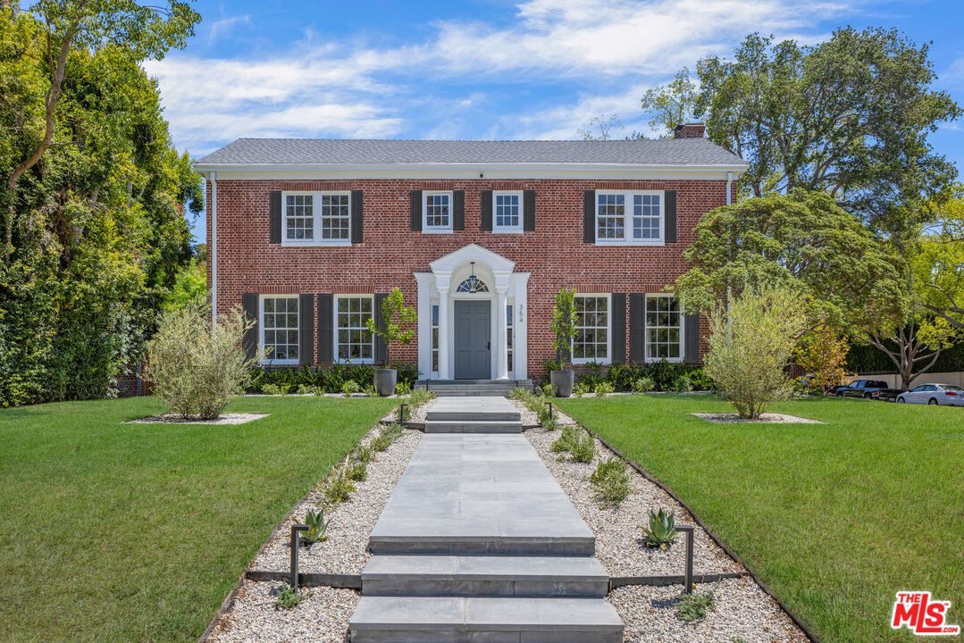 Hancock Park Real Estate Homes for Sale in Hancock Park