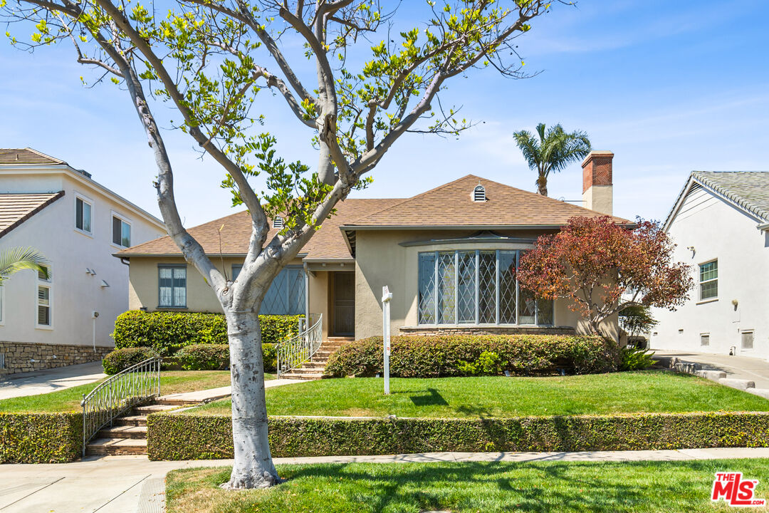 Windsor Hills/View Park Neighborhood Guide Cesar Leyva Los