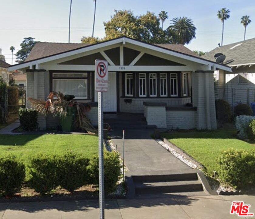 Photo of 2376 W 30th St, Los Angeles, CA 90018