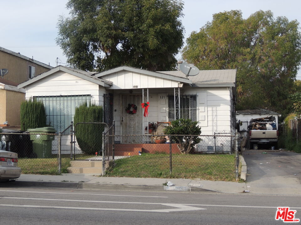 Photo of 321 W 120th St, Los Angeles, CA 90061