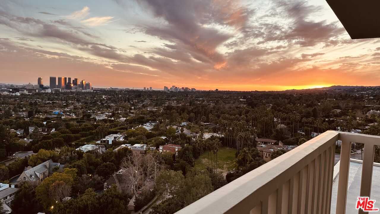 Photo of 9255 Doheny Rd #1602, West Hollywood, CA 90069