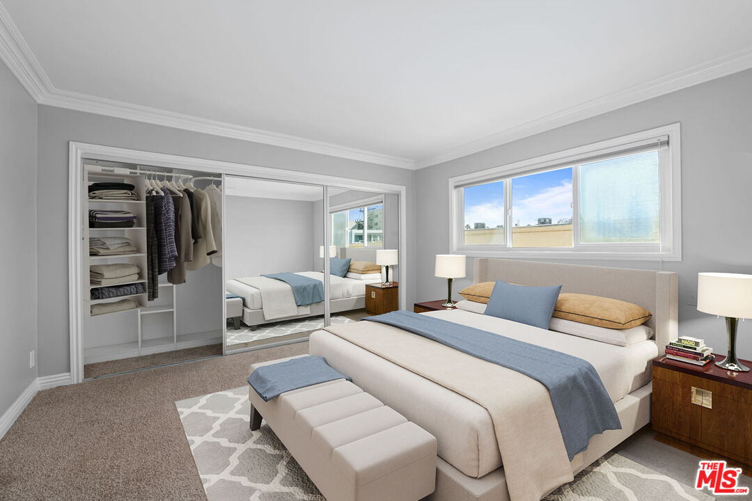 Photo of 11646 Chenault St #25, Los Angeles, CA 90049